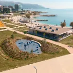 Sun Views Apartament *